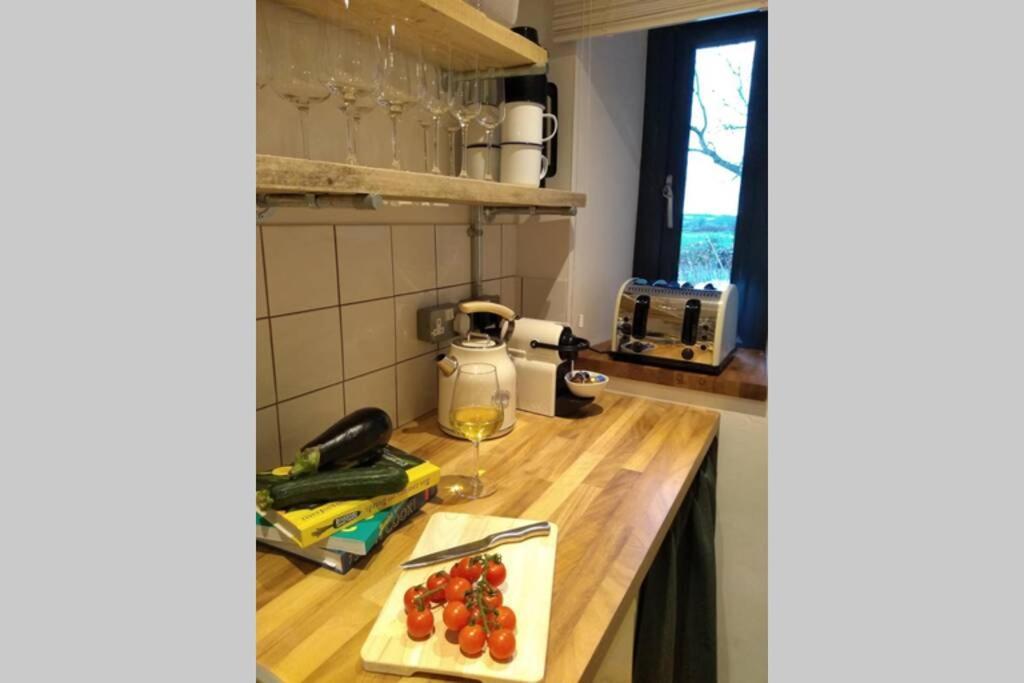 Farmhand Cottage ナーバース エクステリア 写真