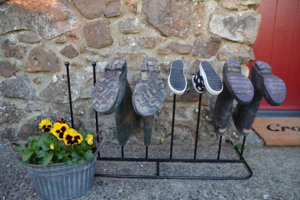 Farmhand Cottage ナーバース エクステリア 写真
