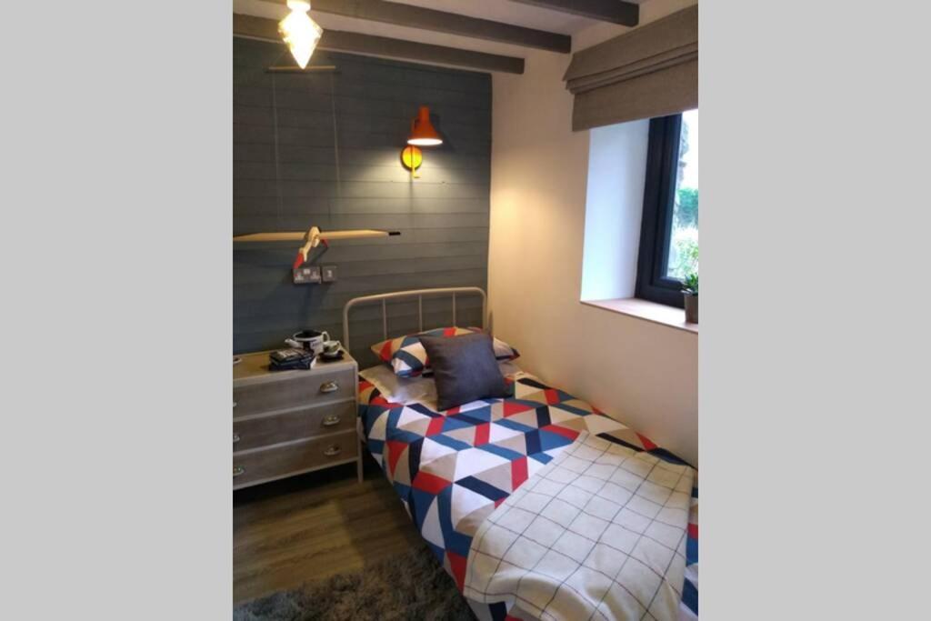 Farmhand Cottage ナーバース エクステリア 写真